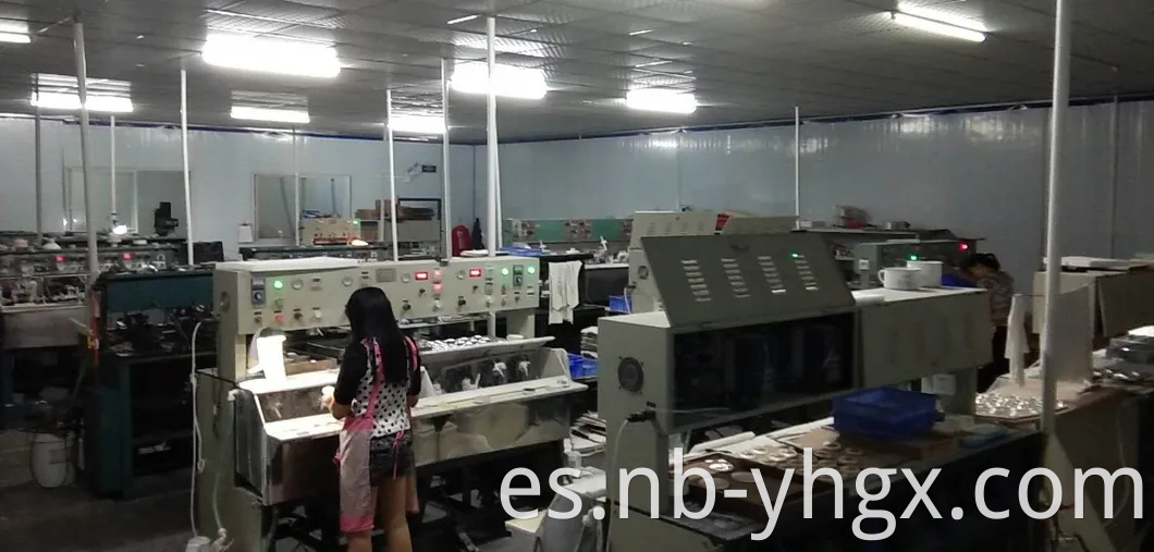 Lente domo de 8'' de diámetro con revestimiento antirreflectante